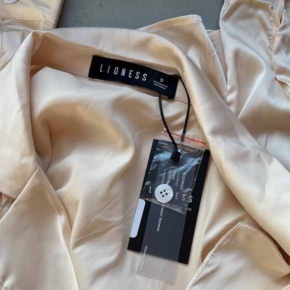 LIONESS Blouse - Picture 4 of 7